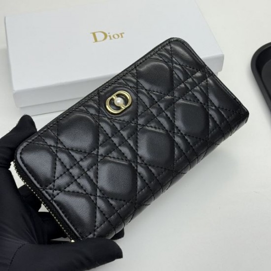 2025FW 長財布 DIOR ディオール 定番でありながら新鮮な魅力