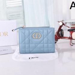 2025FW 二つ折り財布 DIOR ディオール ファン必見、注目の秋冬新作
