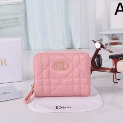 2025FW 二つ折り財布 DIOR ディオール 人気アイテム、早めの購入がおすすめ