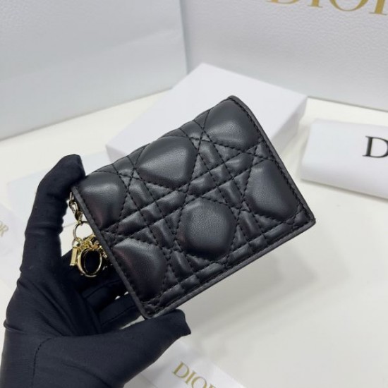 2025FW 二つ折り財布 DIOR ディオール 今季注目の話題作、必見の新作