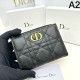 2025FW 二つ折り財布 DIOR ディオール 人気急上昇！マストアイテム新入荷