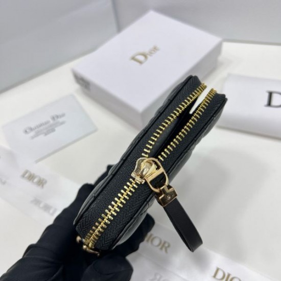 2025FW コインケース DIOR ディオール スタイリッシュでカッコよく決まる