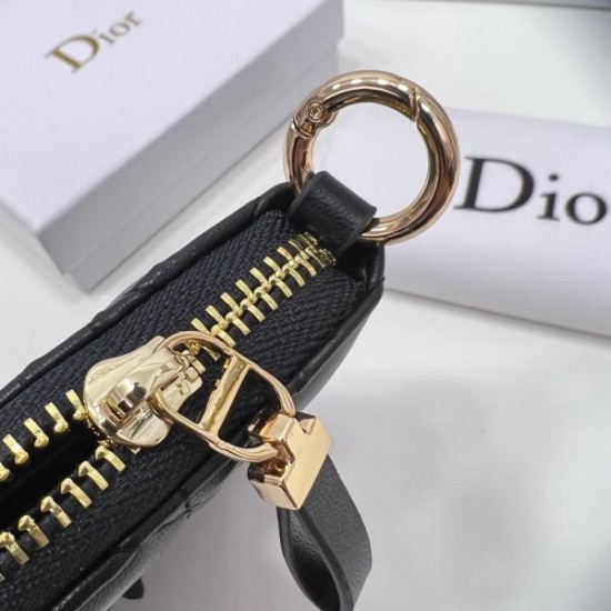 2025FW コインケース DIOR ディオール スタイリッシュでカッコよく決まる
