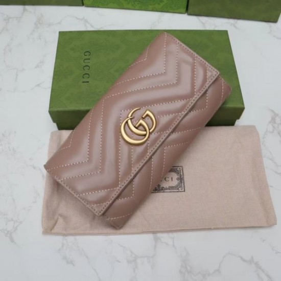 2025FW 長財布 GUCCI グッチ 存在感抜群、注目のスタイル