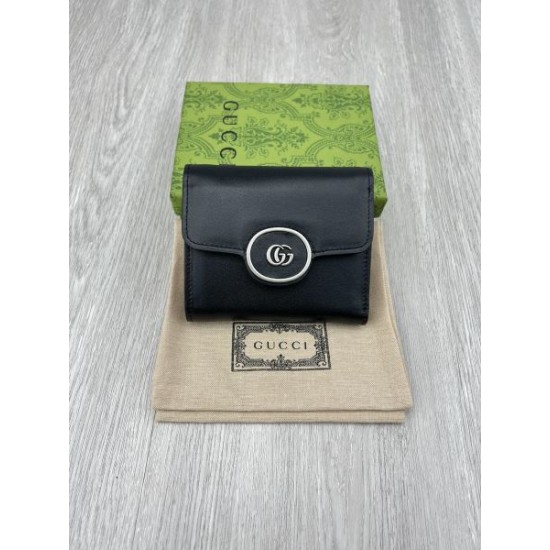 2025FW 三つ折り財布 GUCCI グッチ トップトレンド、ファッション感満載