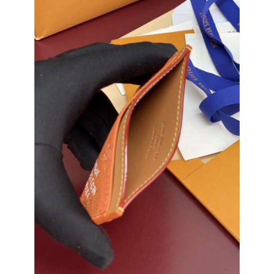 2025FW カードケース LOUIS VUITTON ルイヴィトン 毎年大人気！定番アイテム