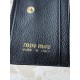 2025FW 二つ折り財布 MIU MIU ミュウミュウ 注目度アップ中の冬季新作