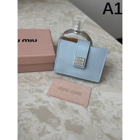 2025FW カードケース MIU MIU ミュウミュウ 最短1週間でお届け、日本未発売