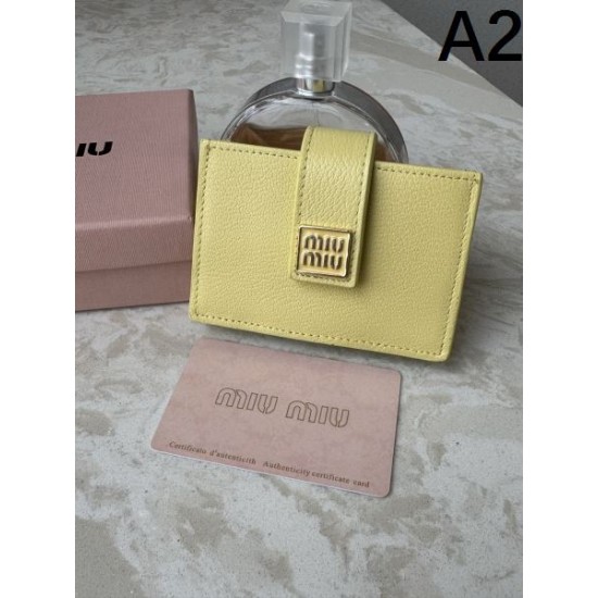 2025FW カードケース MIU MIU ミュウミュウ 最短1週間でお届け、日本未発売