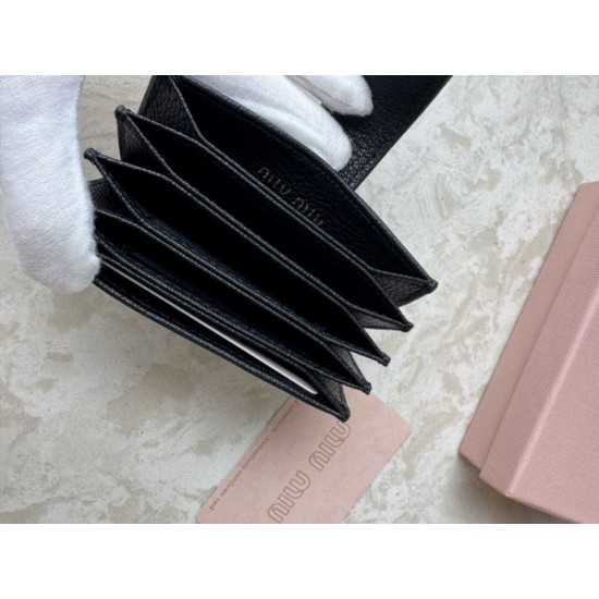 2025FW カードケース MIU MIU ミュウミュウ 最短1週間でお届け、日本未発売