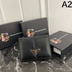 2025FW 二つ折り財布 PRADA プラダ 目を引く、必見の冬季新作