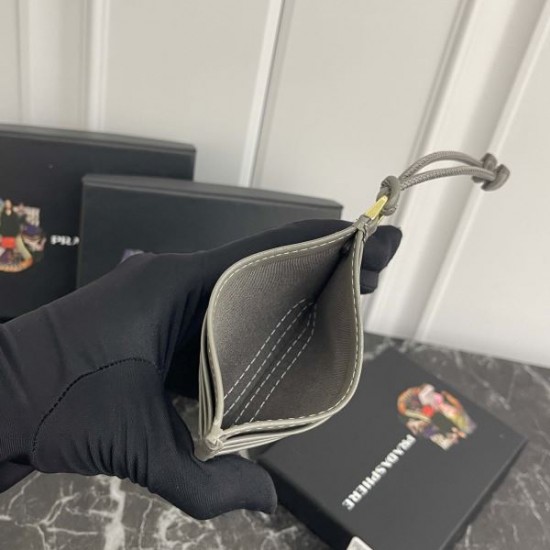 2025FW カードケース PRADA プラダ 絶対に可愛い！おすすめアイテム