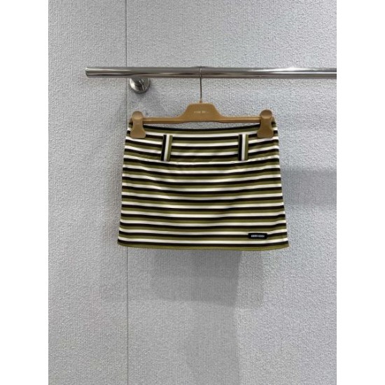 2026新品 セットアップ MIU MIU ミュウミュウ 国内完売・入手困難モデル