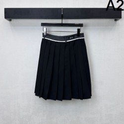 2026新品 プリーツスカート PRADA プラダ 今だけお得なシーズン価格