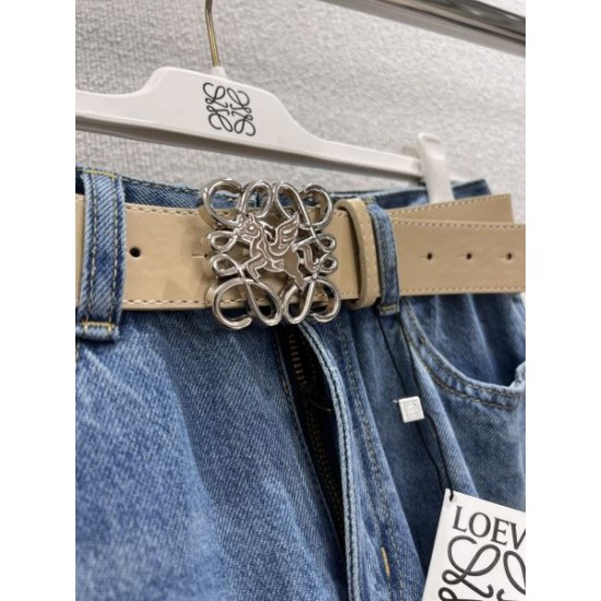 2026新品 デニムパンツ LOEWE ロエベ 着心地のいいサイズ感
