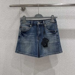 2026新品 デニムショートパンツ PRADA プラダ おしゃれな人は愛用中！