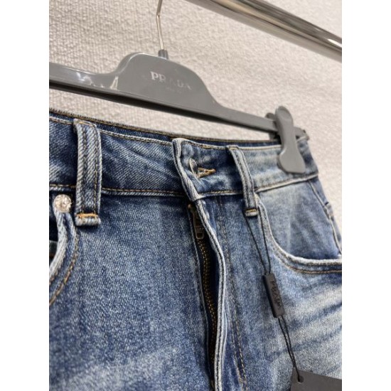 2026新品 デニムショートパンツ PRADA プラダ おしゃれな人は愛用中！