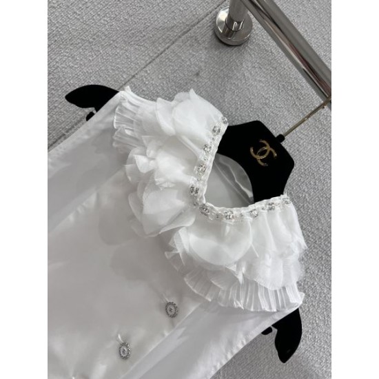 2026新品 ノースリーブトップス CHANEL シャネル 華やかさ際立つ限定デザイン