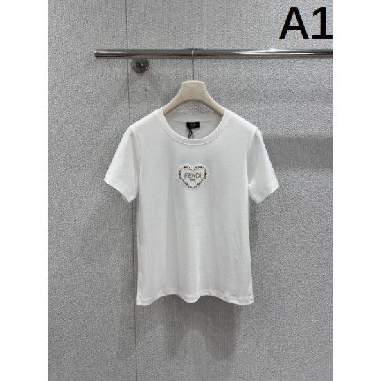 2026新品 半袖Tシャツ FENDI フェンディ 新作を特別価格で