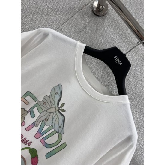 2026新品 半袖Tシャツ FENDI フェンディ 日本でも支持の高い人気モデル