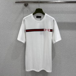 2026新品 半袖Tシャツ GUCCI グッチ スタイリッシュな存在感