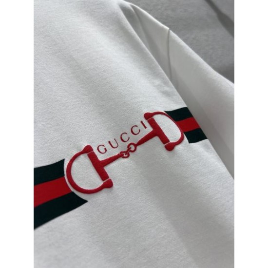 2026新品 半袖Tシャツ GUCCI グッチ スタイリッシュな存在感