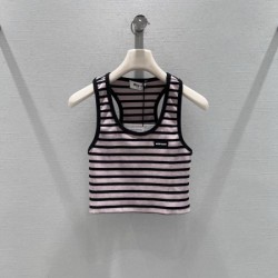 2026新品 ニットベスト MIU MIU ミュウミュウ トレンド感ある人気アイテム