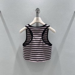 2026新品 ニットベスト MIU MIU ミュウミュウ トレンド感ある人気アイテム