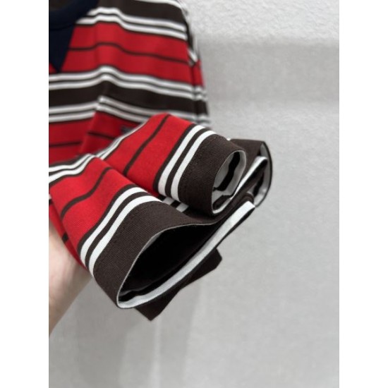 2026新品 半袖Tシャツ PRADA プラダ 今季トレンドを先取り