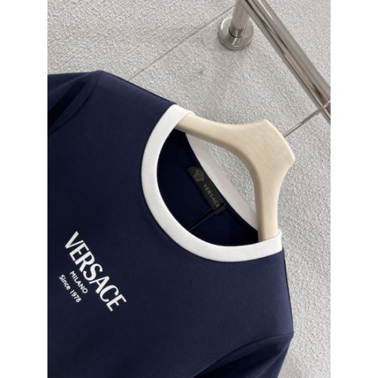 2026新品 半袖Tシャツ VERSACE ヴェルサーチェ ブランドらしさ際立つ一着