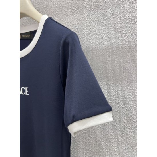 2026新品 半袖Tシャツ VERSACE ヴェルサーチェ ブランドらしさ際立つ一着