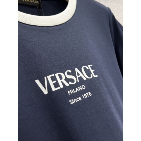 2026新品 半袖Tシャツ VERSACE ヴェルサーチェ ブランドらしさ際立つ一着