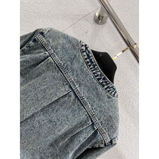 2026新品 デニムジャケット CHANEL シャネル トレンドを牽引する話題作