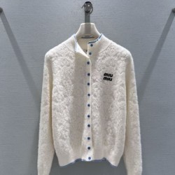 2026新品 ニットカーディガン MIU MIU ミュウミュウ 甘辛ミックスの旬デザイン