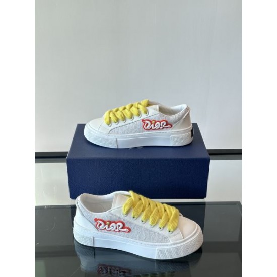DIOR ディオール 2025SS 完売必須☆お早めに メンズ用 カジュアルシューズ DIOR ディオール 2025SS 完売必須☆お早めに メンズ用 カジュアルシューズ