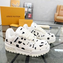 LOUIS VUITTON ルイヴィトン 2025SS 限定価格 メンズ用 カジュアルシューズ