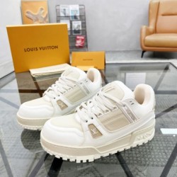 LOUIS VUITTON ルイヴィトン 2025SS 人気爆発 メンズ用 カジュアルシューズ
