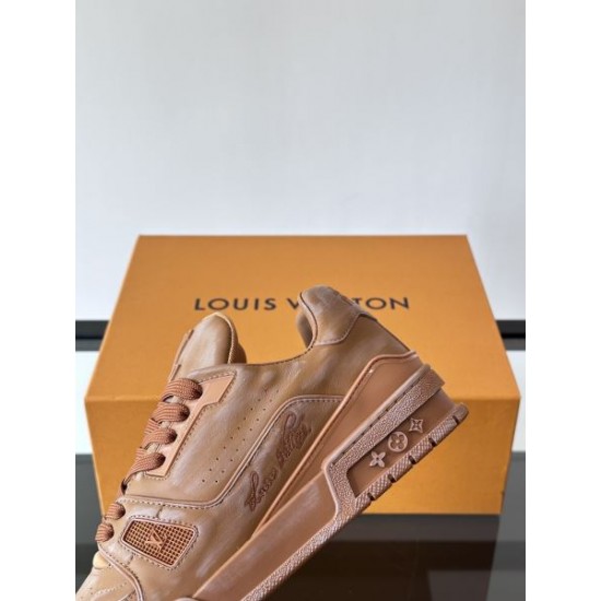 LOUIS VUITTON ルイヴィトン 2025SS 人気新作 メンズ用 カジュアルシューズ LOUIS VUITTON ルイヴィトン 2025SS 人気新作 メンズ用 カジュアルシューズ