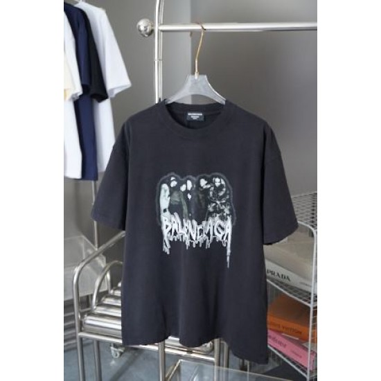 2025SS 半袖Tシャツ BALENCIAGA バレンシアガ 斬新なスタイル 2025SS 半袖Tシャツ BALENCIAGA バレンシアガ 斬新なスタイル