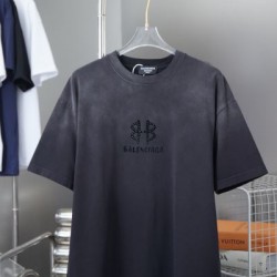2025SS 半袖Tシャツ BALENCIAGA バレンシアガ 個性を表現する
