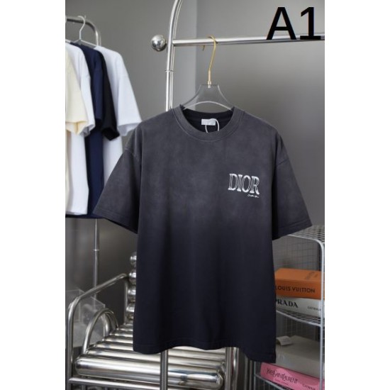 2025SS 半袖Tシャツ DIOR ディオール これさえ押さえればOK! 2025SS 半袖Tシャツ DIOR ディオール これさえ押さえればOK!