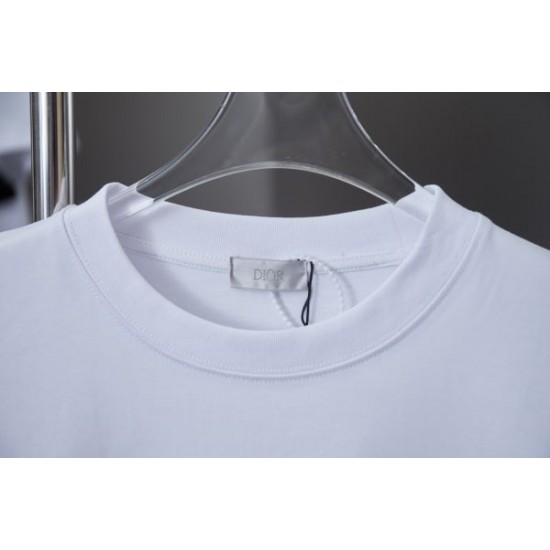 2025SS 半袖Tシャツ DIOR ディオール ファッションの最先端! 2025SS 半袖Tシャツ DIOR ディオール ファッションの最先端!