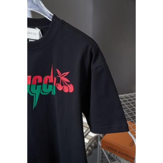 2025SS 半袖Tシャツ GUCCI グッチ 今年の春夏先行販売新作 2025SS 半袖Tシャツ GUCCI グッチ 今年の春夏先行販売新作
