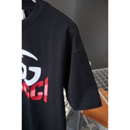 2025SS 半袖Tシャツ GUCCI グッチ 大注目を浴びる春夏新作 2025SS 半袖Tシャツ GUCCI グッチ 大注目を浴びる春夏新作