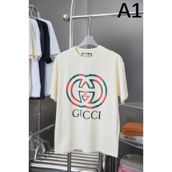 2025SS 半袖Tシャツ GUCCI グッチ 都会的な印象のスタイル 2025SS 半袖Tシャツ GUCCI グッチ 都会的な印象のスタイル