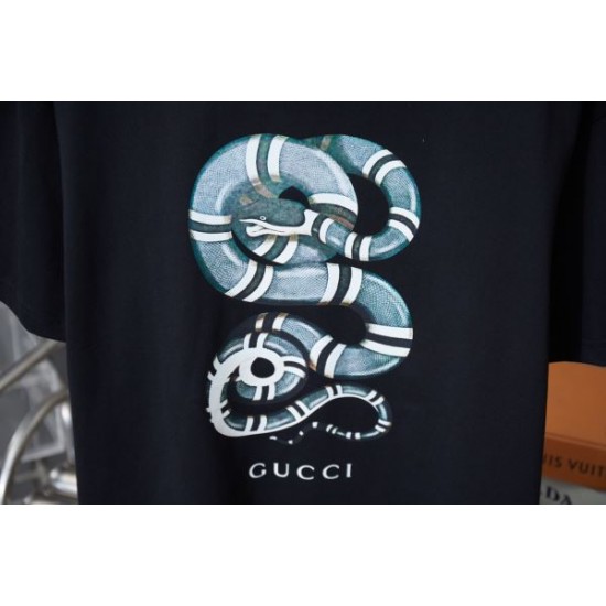 2025SS 半袖Tシャツ GUCCI グッチ 春らしい繊細なアイテム 2025SS 半袖Tシャツ GUCCI グッチ 春らしい繊細なアイテム