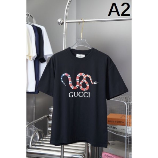2025SS 半袖Tシャツ GUCCI グッチ この春夏最強のアイテム 2025SS 半袖Tシャツ GUCCI グッチ この春夏最強のアイテム