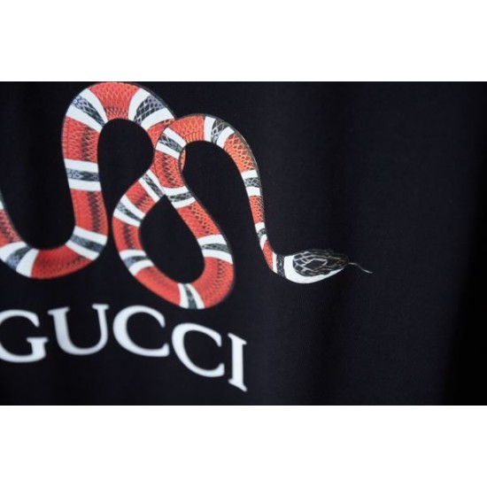 2025SS 半袖Tシャツ GUCCI グッチ この春夏最強のアイテム 2025SS 半袖Tシャツ GUCCI グッチ この春夏最強のアイテム