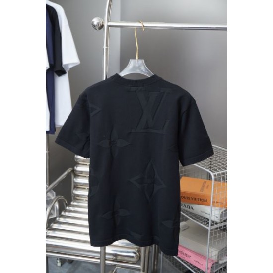 2025SS 半袖Tシャツ LOUIS VUITTON ルイヴィトン 抜け感のある 2025SS 半袖Tシャツ LOUIS VUITTON ルイヴィトン 抜け感のある