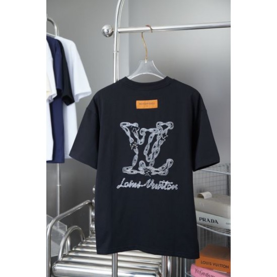 2025SS 半袖Tシャツ LOUIS VUITTON ルイヴィトン セールで格安 2025SS 半袖Tシャツ LOUIS VUITTON ルイヴィトン セールで格安